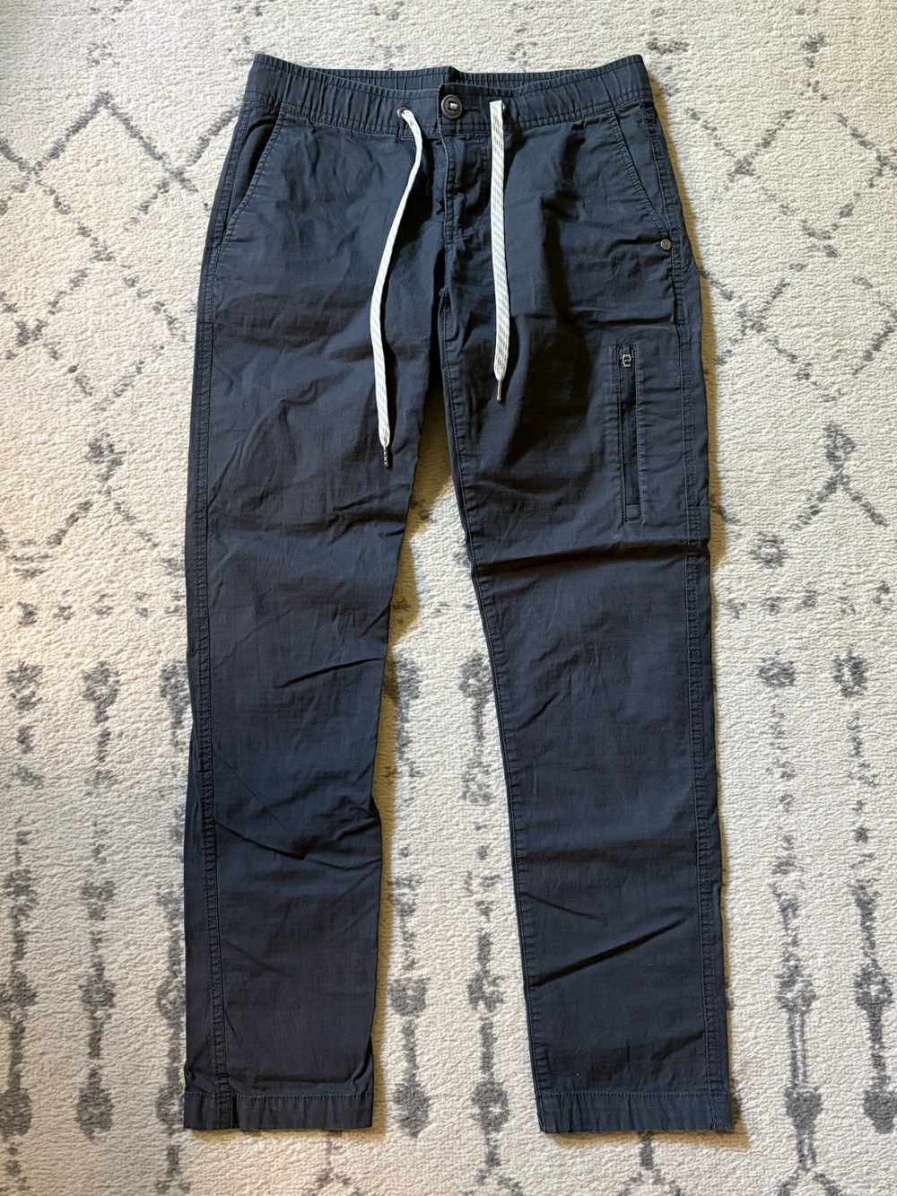 Vuori Drawstring Straight-Leg Ripstop Pants - Picture 2 of 7